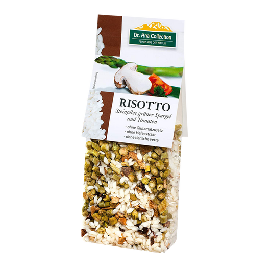 Steinpilzrisotto mit grünem Spargel und Tomaten